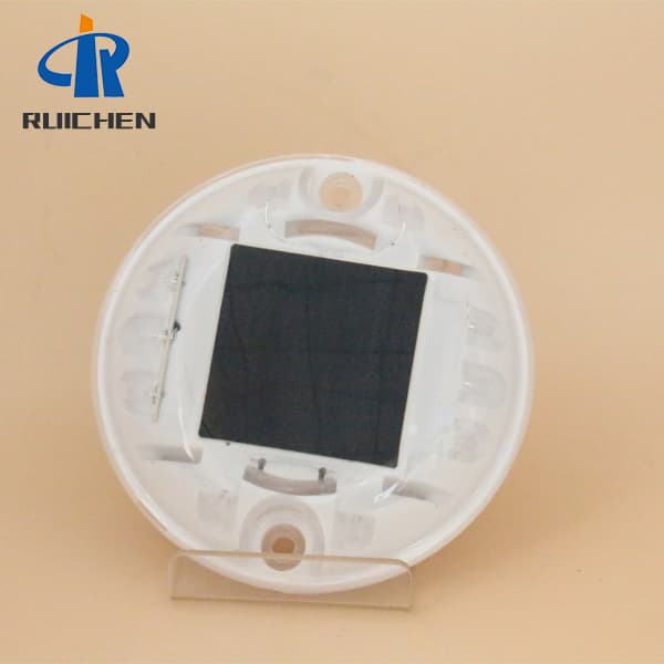 <h3>white PC road pavement markers supplier--Solar Road Studs </h3>
